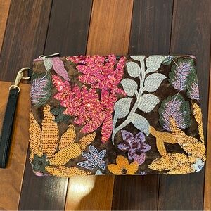 NWOT Floral Sequin Multicolor Large Wristlet Clutch Bag Plants and Flowers